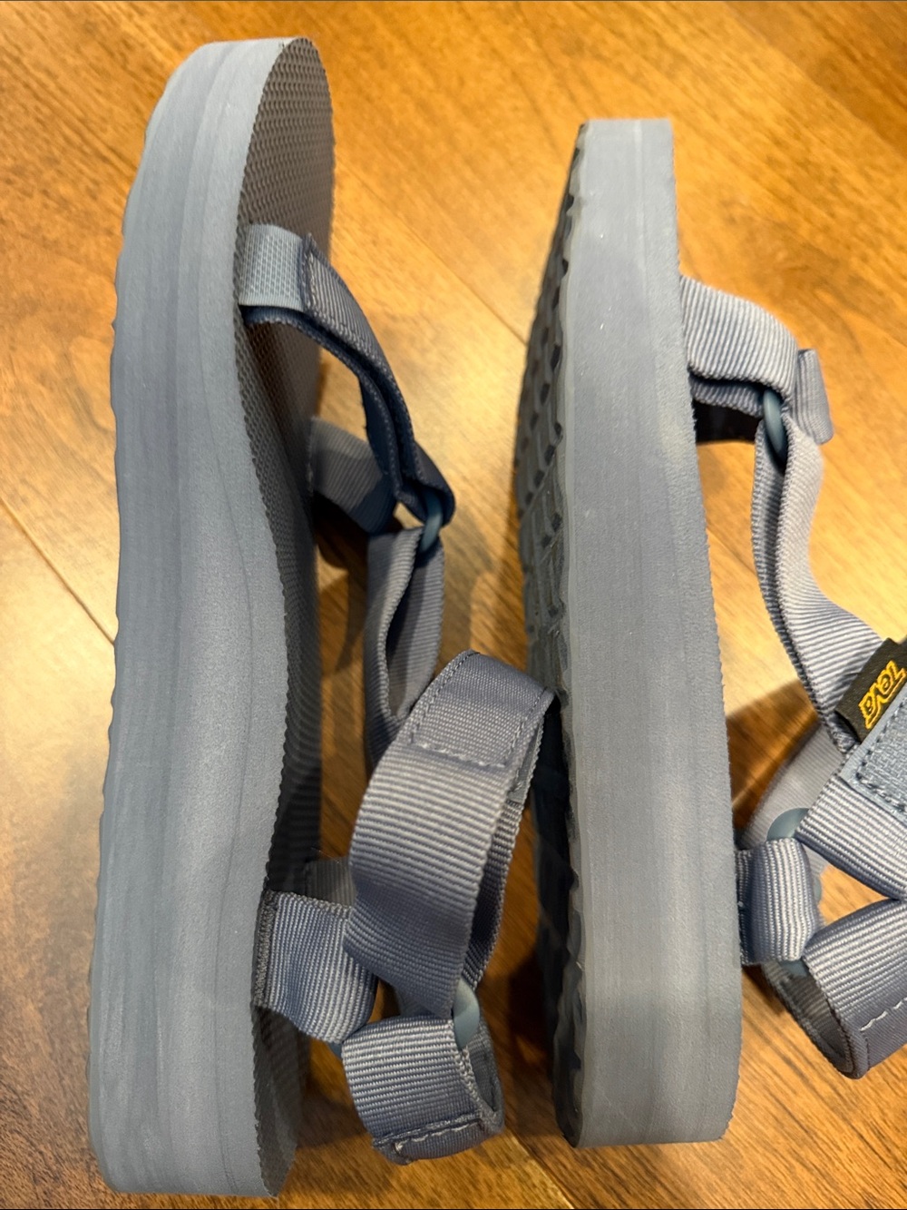 Teva Midform Universal Sandals - Picture 8 of 8